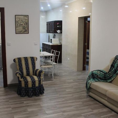 Vitorino De Nemesio Guesthouse Ponta Delgada المظهر الخارجي الصورة