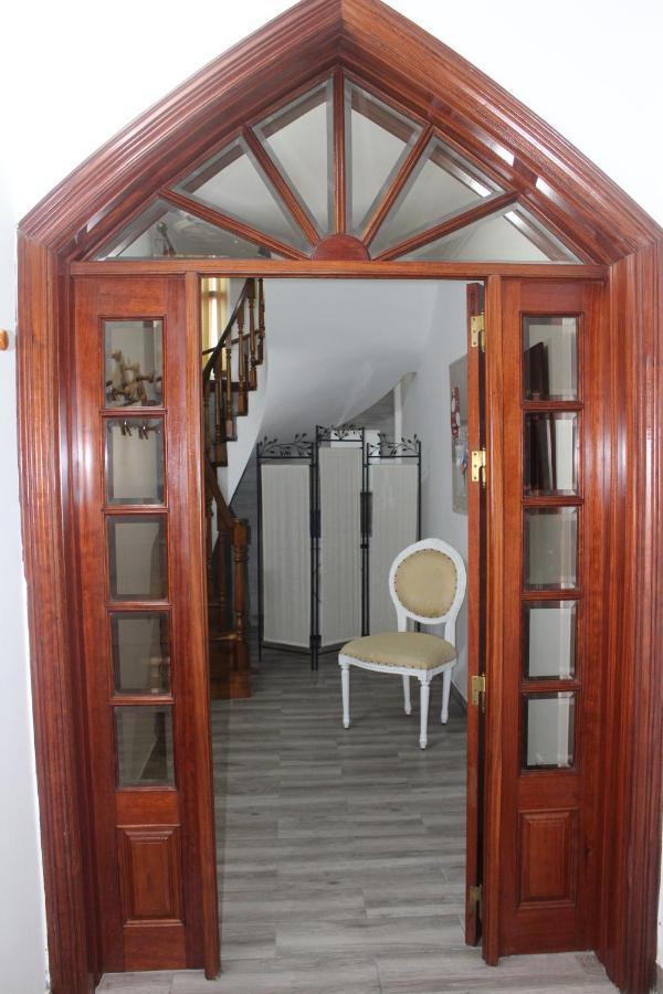 Vitorino De Nemesio Guesthouse Ponta Delgada المظهر الخارجي الصورة