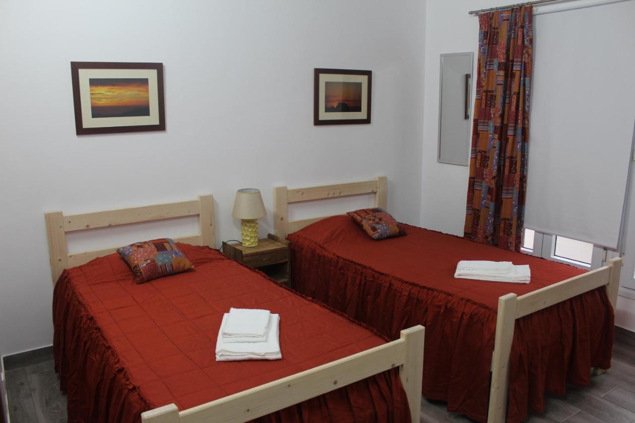 Vitorino De Nemesio Guesthouse Ponta Delgada المظهر الخارجي الصورة