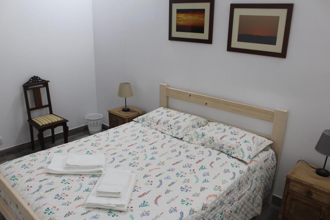 Vitorino De Nemesio Guesthouse Ponta Delgada المظهر الخارجي الصورة