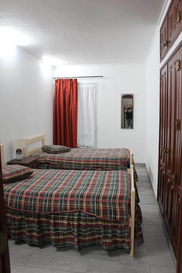 Vitorino De Nemesio Guesthouse Ponta Delgada المظهر الخارجي الصورة