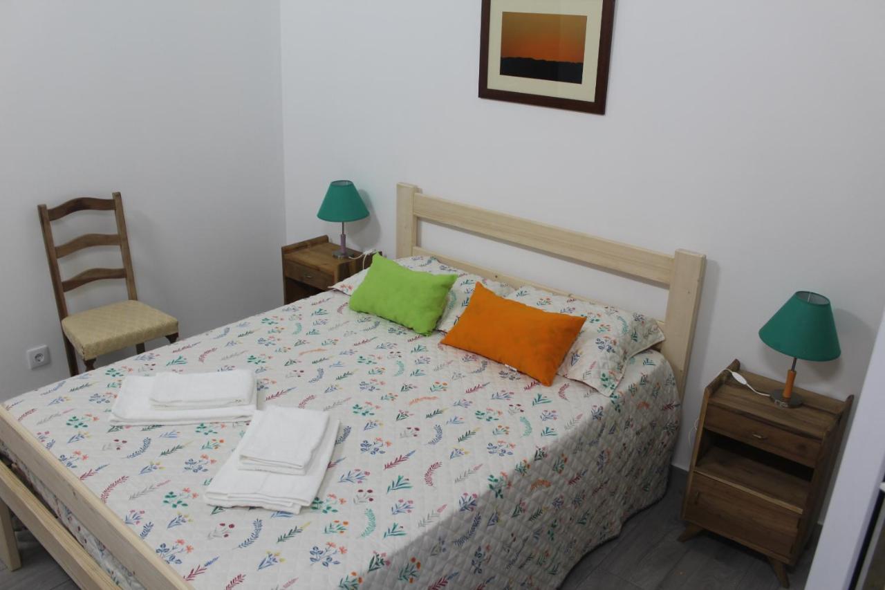 Vitorino De Nemesio Guesthouse Ponta Delgada المظهر الخارجي الصورة