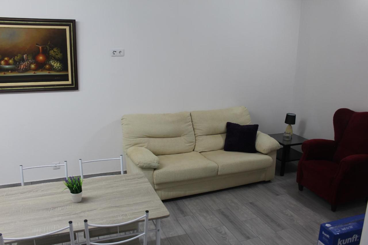 Vitorino De Nemesio Guesthouse Ponta Delgada المظهر الخارجي الصورة
