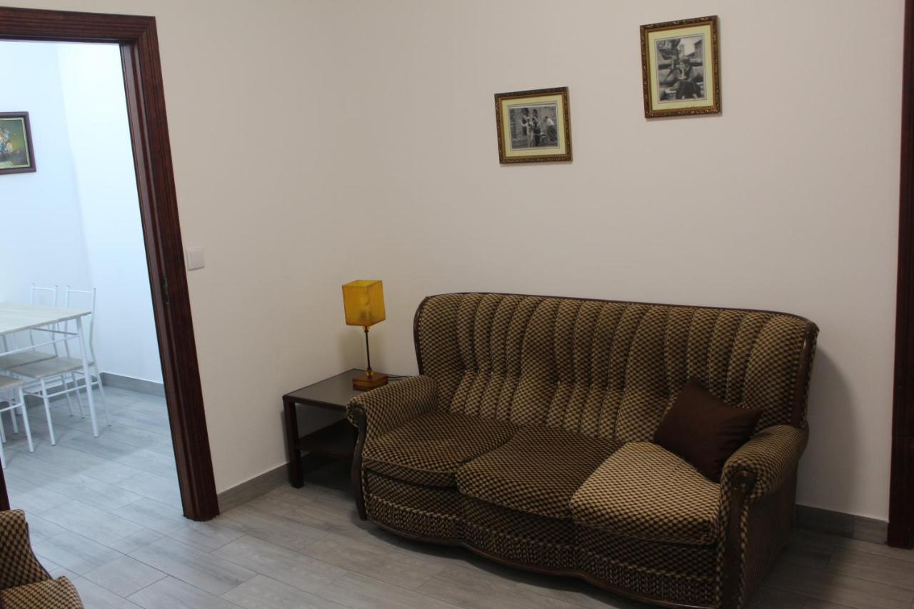 Vitorino De Nemesio Guesthouse Ponta Delgada المظهر الخارجي الصورة